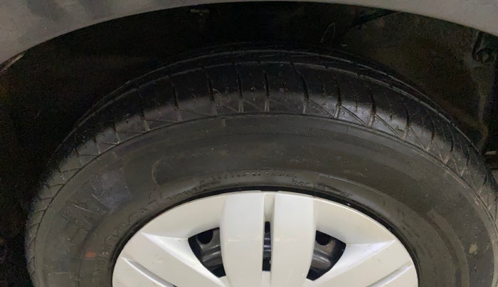 2021 Maruti Alto VXI, Petrol, Manual, 30,717 km, Right Front Tyre Tread