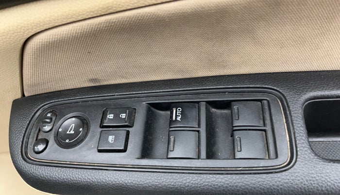 2019 Honda Amaze 1.2L I-VTEC V CVT, Petrol, Automatic, 55,459 km, Driver Side Door Panels Control