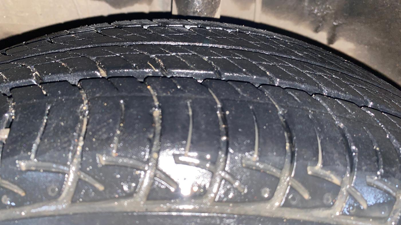 2018 Toyota Etios CROSS 1.2 G, Petrol, Manual, 62,978 km, Left Front Tyre Tread
