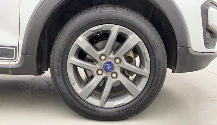 2019 Ford FREESTYLE TITANIUM 1.2 PETROL, Petrol, Manual, 39,320 km, Right Front Wheel