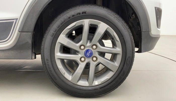 2019 Ford FREESTYLE TITANIUM 1.2 PETROL, Petrol, Manual, 39,320 km, Left Rear Wheel