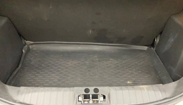2019 Ford FREESTYLE TITANIUM 1.2 PETROL, Petrol, Manual, 39,320 km, Boot Inside