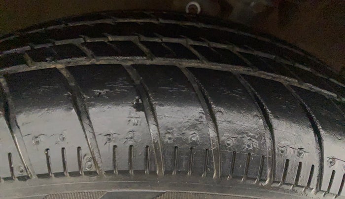 2017 Maruti Celerio VXI (O), Petrol, Manual, 29,175 km, Right Rear Tyre Tread
