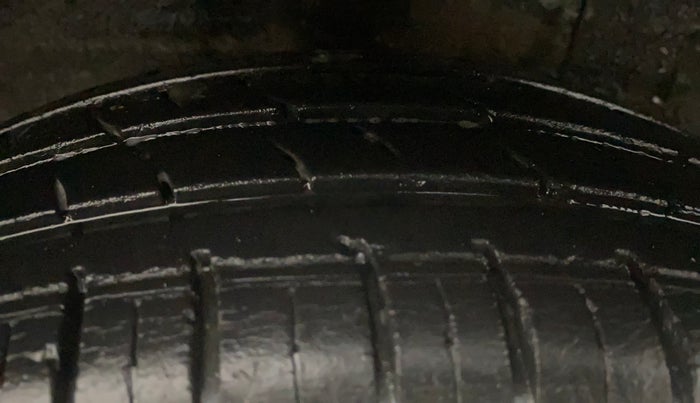 2019 Hyundai GRAND I10 NIOS MAGNA AMT 1.2 KAPPA VTVT, Petrol, Automatic, 24,867 km, Right Rear Tyre Tread