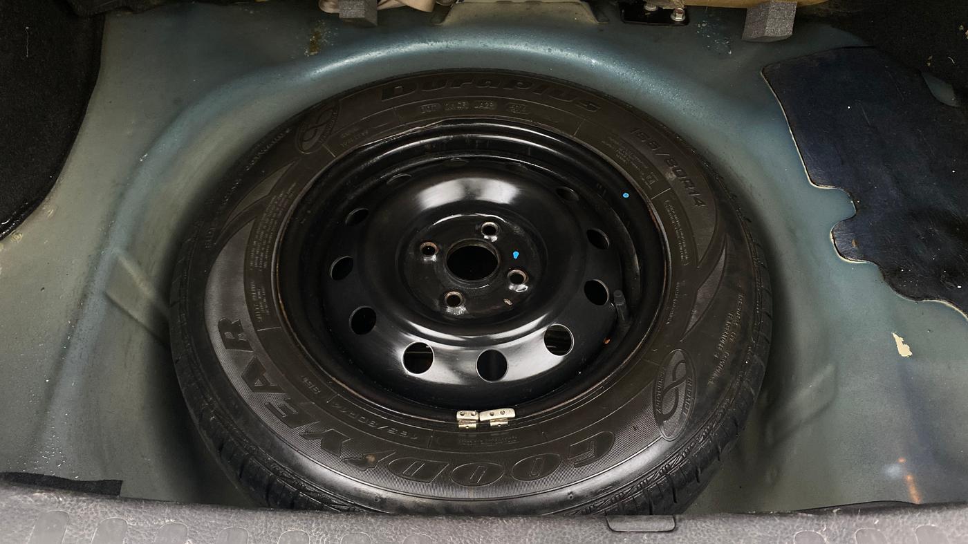 2014 Maruti Swift Dzire VXI, Petrol, Manual, 69,064 km, Spare Tyre