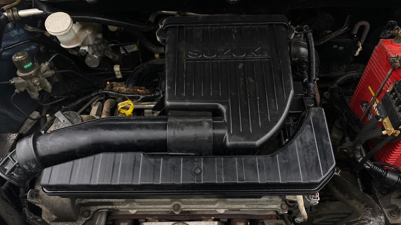 2014 Maruti Swift Dzire VXI, Petrol, Manual, 69,064 km, Engine View