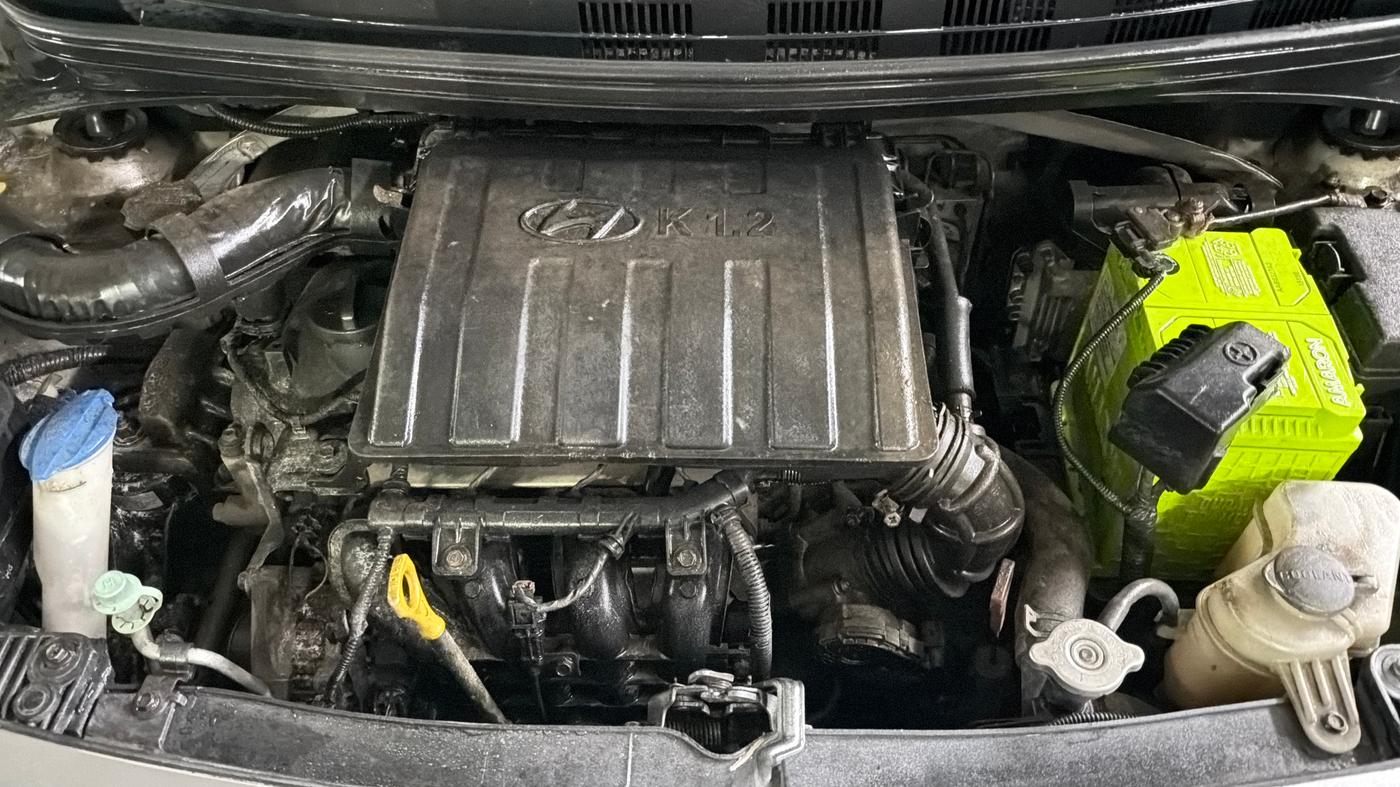 2018 Hyundai Grand i10 MAGNA AT 1.2 KAPPA VTVT, Petrol, Automatic, 56,890 km, Engine View