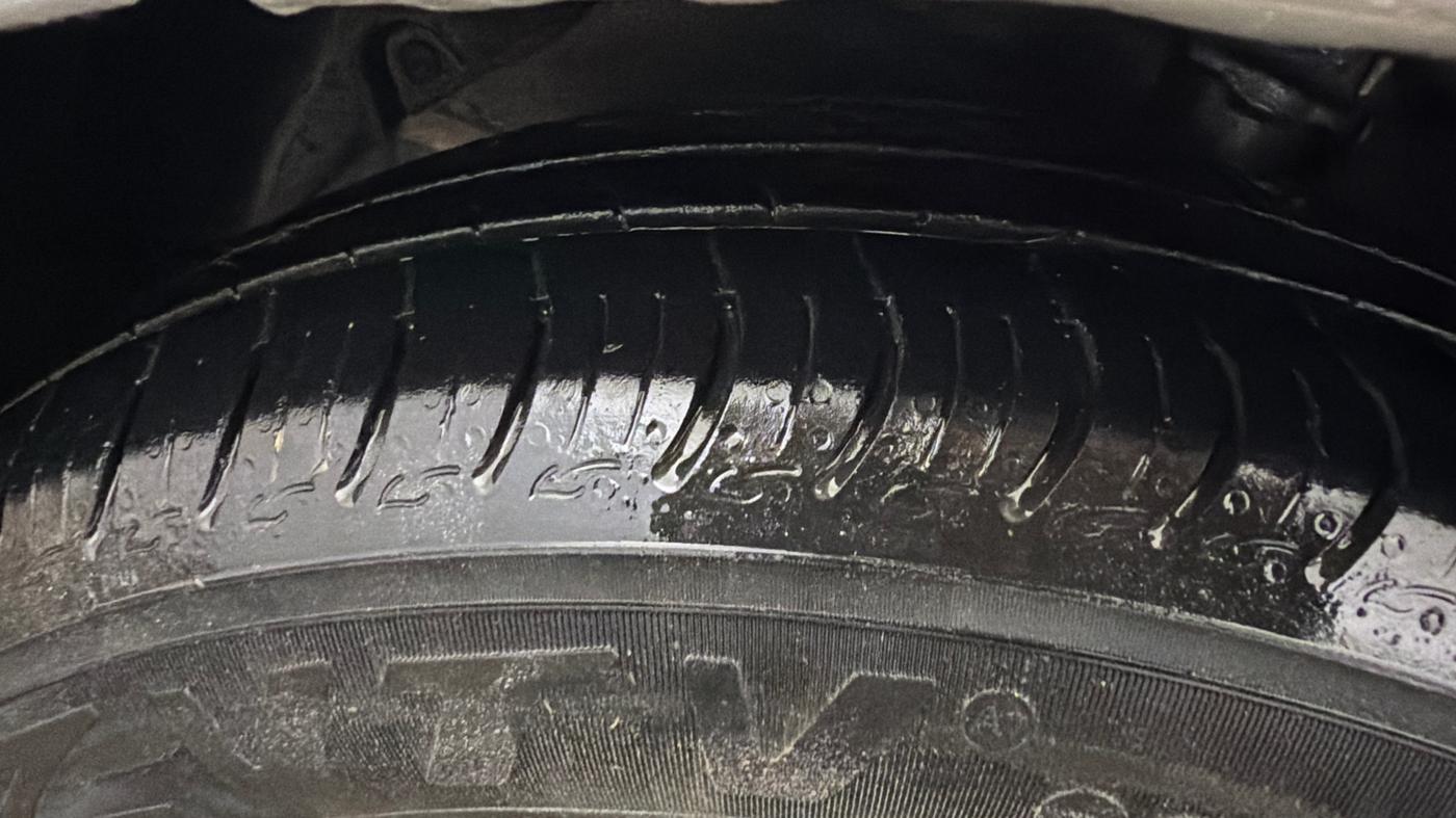 2018 Hyundai Grand i10 MAGNA AT 1.2 KAPPA VTVT, Petrol, Automatic, 56,890 km, Left Front Tyre Tread