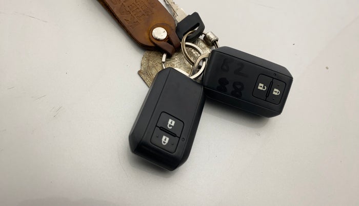 2023 Maruti Swift ZXI, Petrol, Manual, 19,083 km, Key Close Up