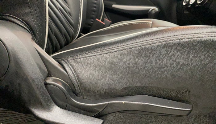 2023 Maruti Swift ZXI, Petrol, Manual, 19,083 km, Driver Side Adjustment Panel