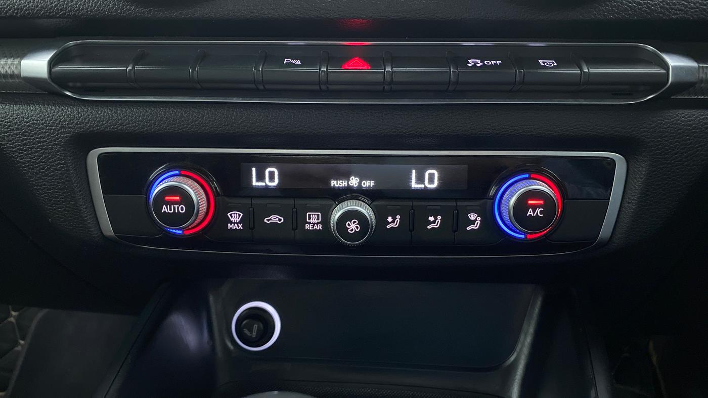 2018 Audi A3 35TDI PREMIUM, Diesel, Automatic, 40,876 km, Automatic Climate Control