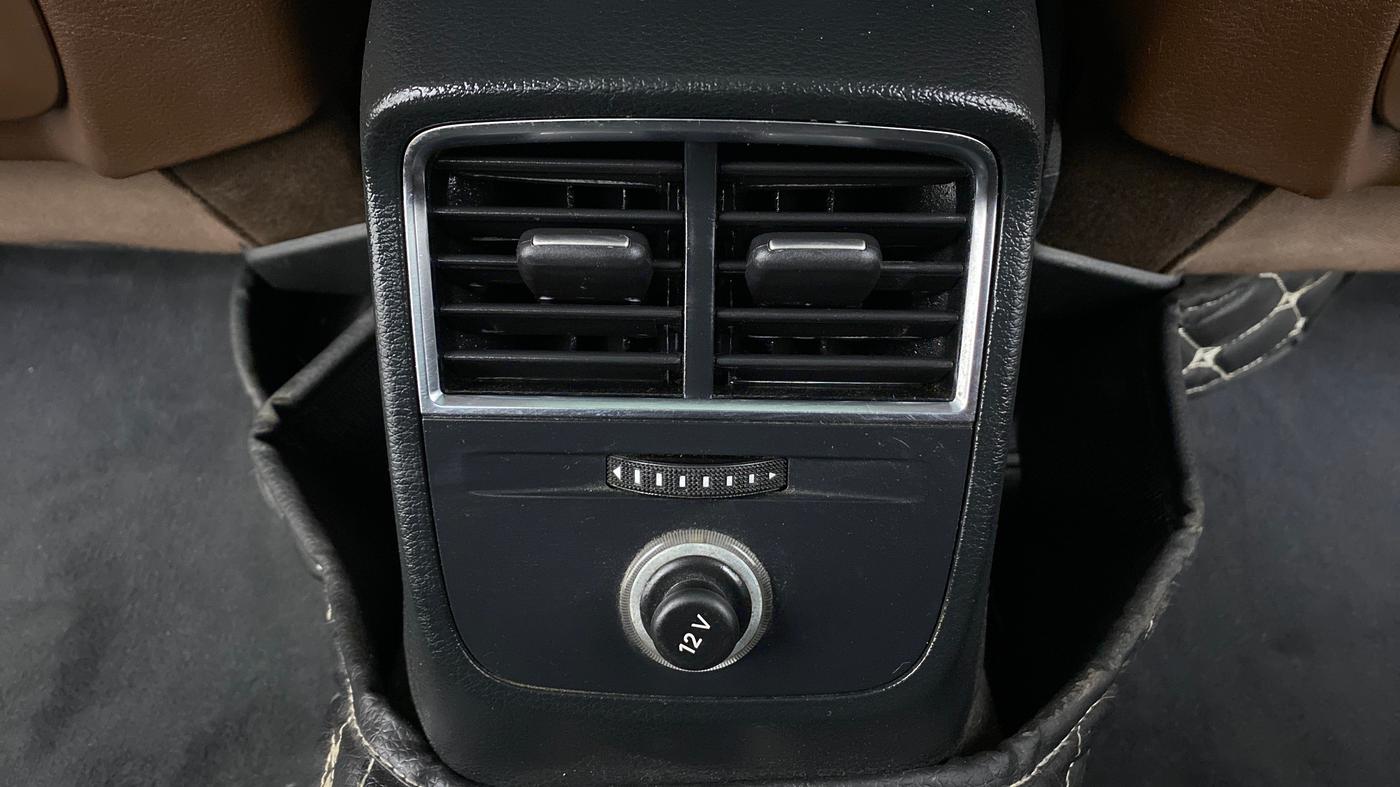 2018 Audi A3 35TDI PREMIUM, Diesel, Automatic, 40,876 km, Rear AC Vents