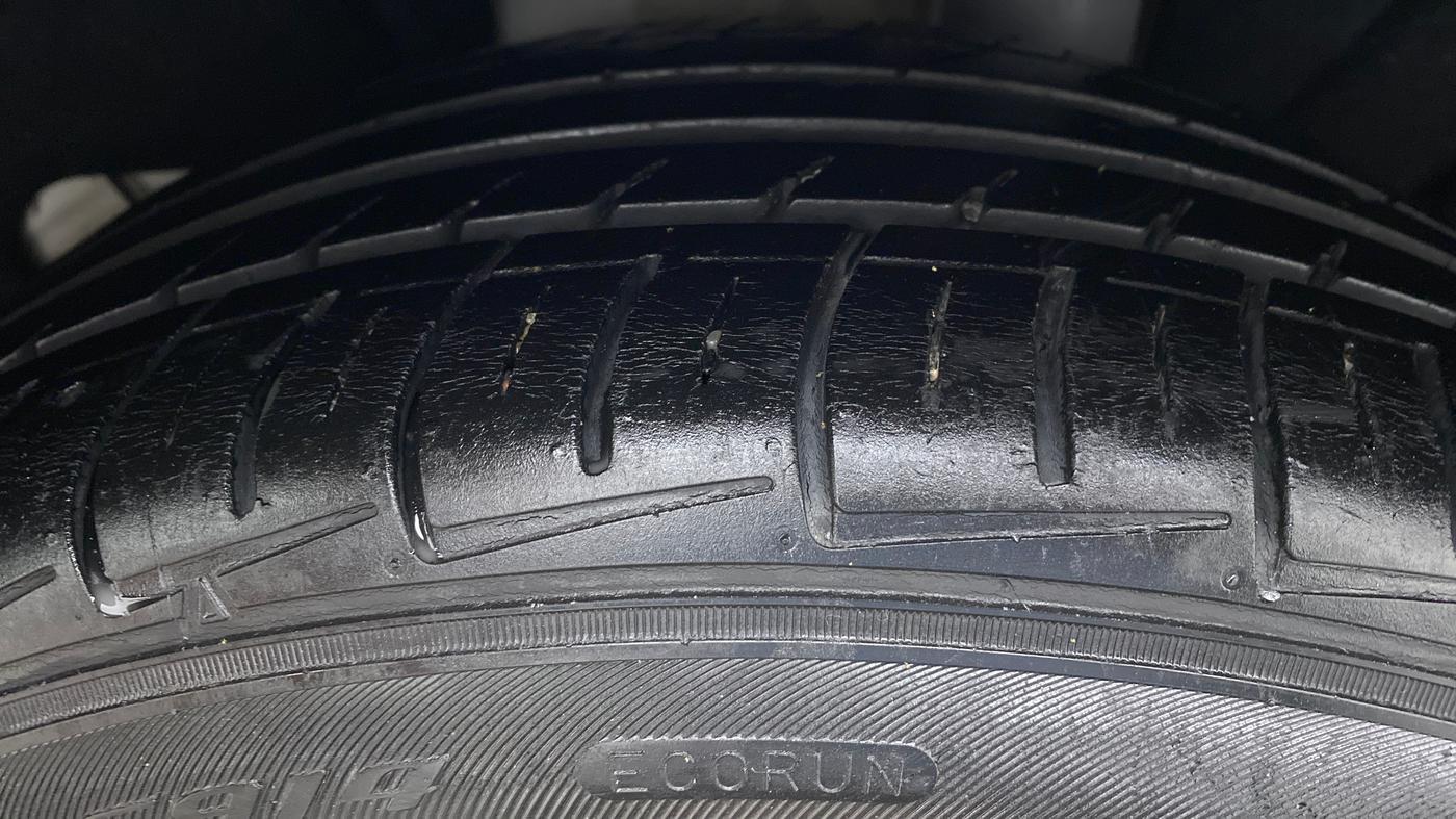 2018 Audi A3 35TDI PREMIUM, Diesel, Automatic, 40,876 km, Left Rear Tyre Tread