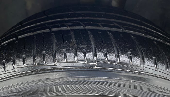 2018 Audi A3 35TDI PREMIUM, Diesel, Automatic, 40,876 km, Left Front Tyre Tread
