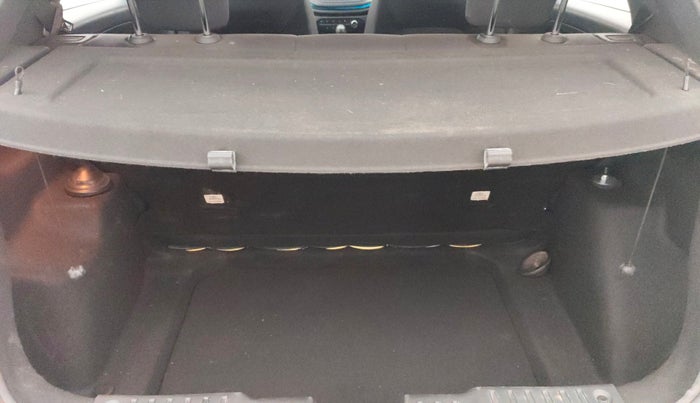 2023 Tata ALTROZ XZA PLUS DARK EDTION, Petrol, Automatic, 20,235 km, Boot Inside