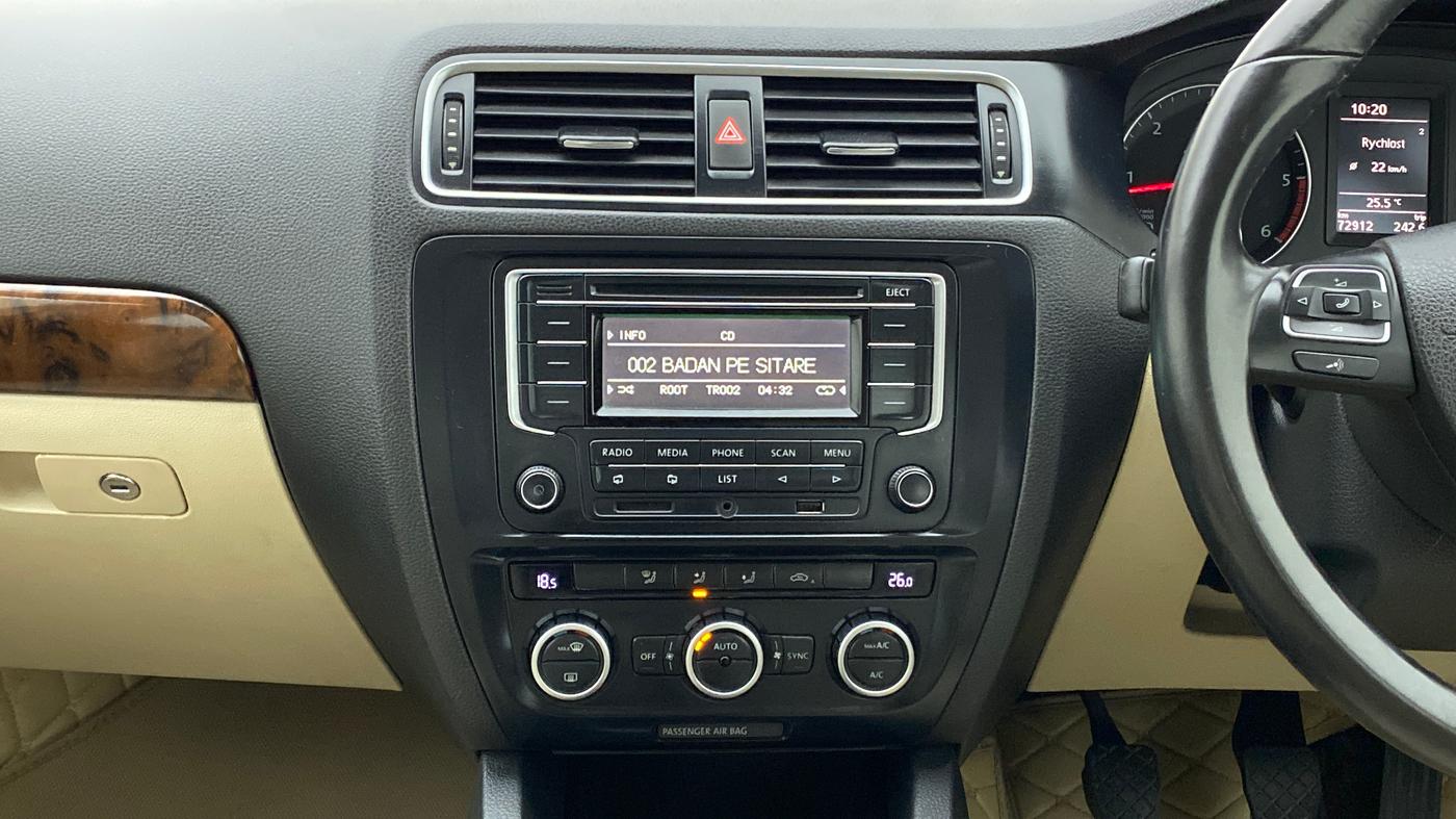 2014 Volkswagen Jetta HIGHLINE 2.0 TDI MT, Diesel, Manual, 72,971 km, Air Conditioner