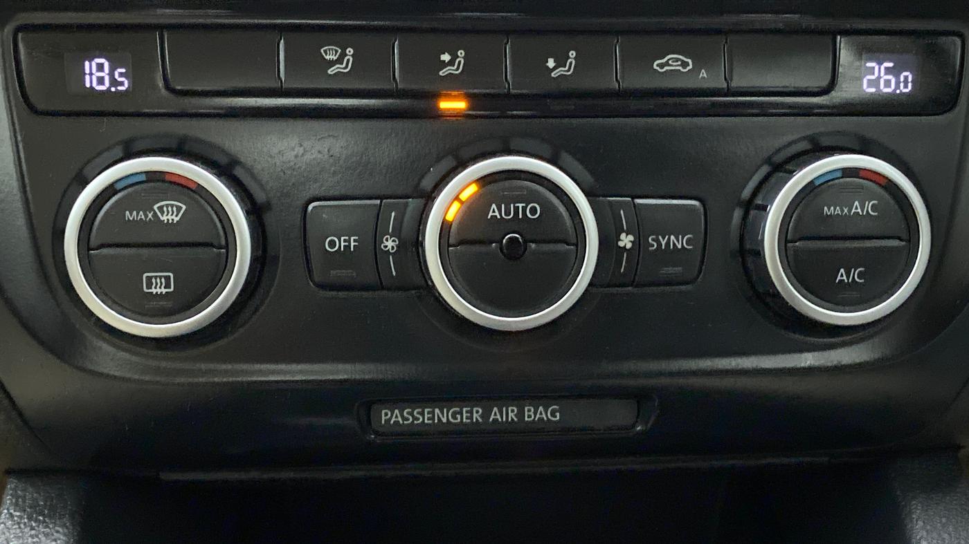 2014 Volkswagen Jetta HIGHLINE 2.0 TDI MT, Diesel, Manual, 72,971 km, Multi-Zone Climate Control