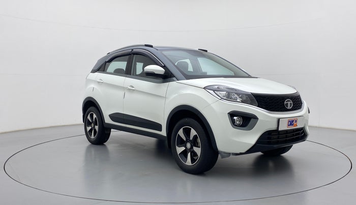 2018 Tata NEXON XZ+ 1.2 DUAL TONE, Petrol, Manual, 51,902 km, Right Front Diagonal