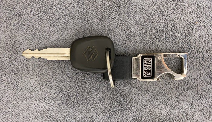 2022 Maruti Alto LXI O, Petrol, Manual, 21,359 km, Key Close Up