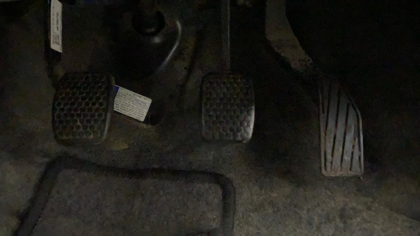 2022 Maruti Alto LXI O, Petrol, Manual, 21,359 km, Pedals