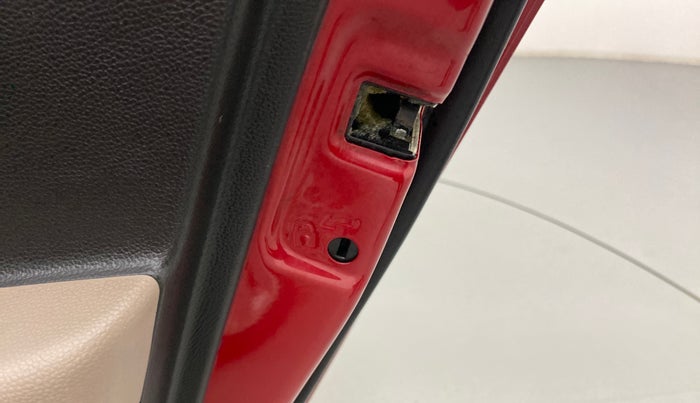 2014 Hyundai Xcent S 1.2 OPT, Petrol, Manual, 41,694 km, Right front window switch / handle - Child Switch not working for windows