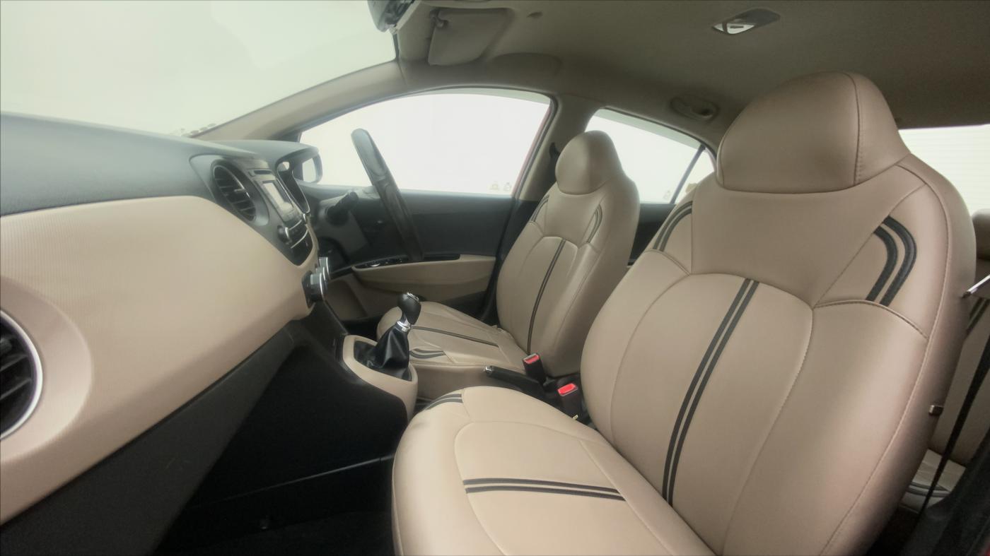 2014 Hyundai Xcent S 1.2 OPT, Petrol, Manual, 41,694 km, Right Side Front Door Cabin