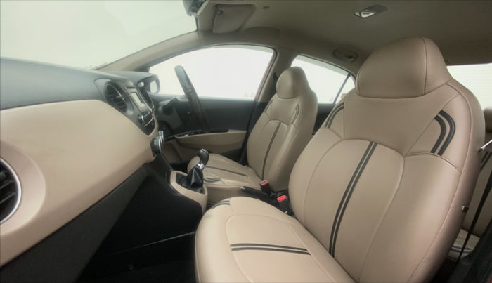 2014 Hyundai Xcent S 1.2 OPT, Petrol, Manual, 41,694 km, Right Side Front Door Cabin