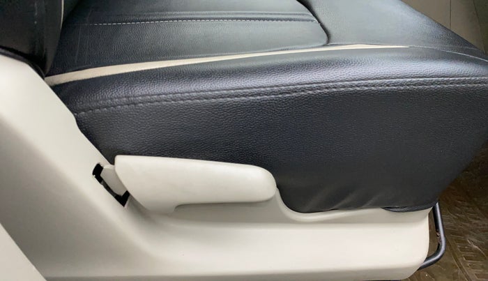2016 Maruti Celerio ZXI AMT, Petrol, Automatic, 37,104 km, Driver Side Adjustment Panel