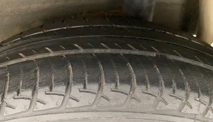 2016 Maruti Celerio ZXI AMT, Petrol, Automatic, 37,104 km, Left Rear Tyre Tread