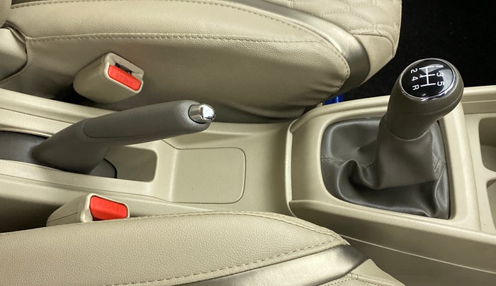 2021 Maruti Ertiga VXI SHVS, Petrol, Manual, 7,900 km, Gear Lever