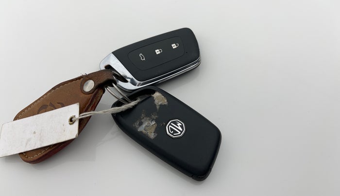 2023 MG HECTOR SAVVY PRO 1.5 TURBO CVT PETROL, Petrol, Automatic, 70,044 km, Key Close Up