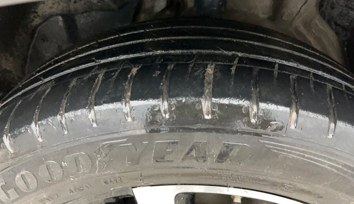 2023 MG HECTOR SAVVY PRO 1.5 TURBO CVT PETROL, Petrol, Automatic, 70,044 km, Left Front Tyre Tread