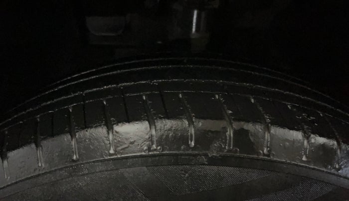 2022 Hyundai VENUE S 1.2, Petrol, Manual, 39,560 km, Left Front Tyre Tread