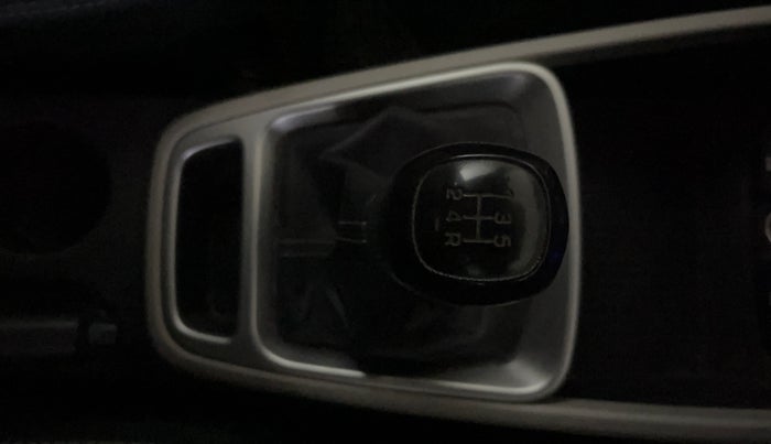 2022 Hyundai VENUE S 1.2, Petrol, Manual, 39,560 km, Gear Lever