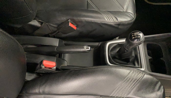 2021 Maruti Swift VXI, Petrol, Manual, 91,450 km, Gear Lever