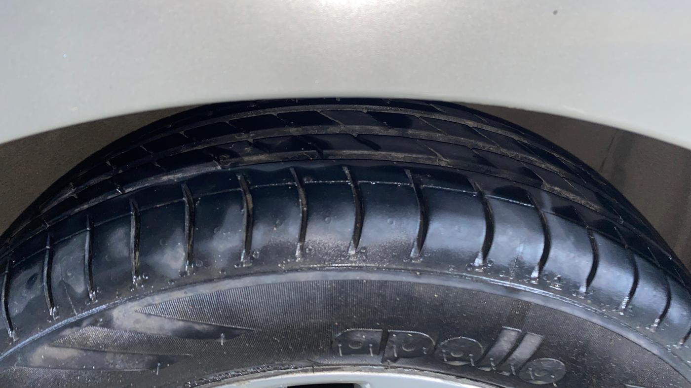 2017 Maruti Celerio ZXI (O), Petrol, Manual, 39,569 km, Right Front Tyre Tread