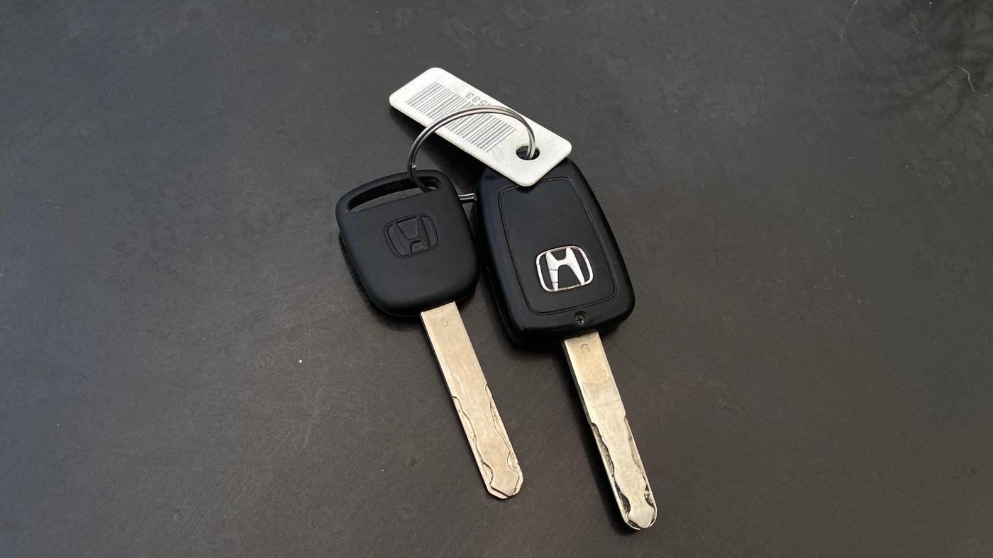 2019 Honda Amaze 1.2L I-VTEC S, Petrol, Manual, 86,131 km, Key Close Up