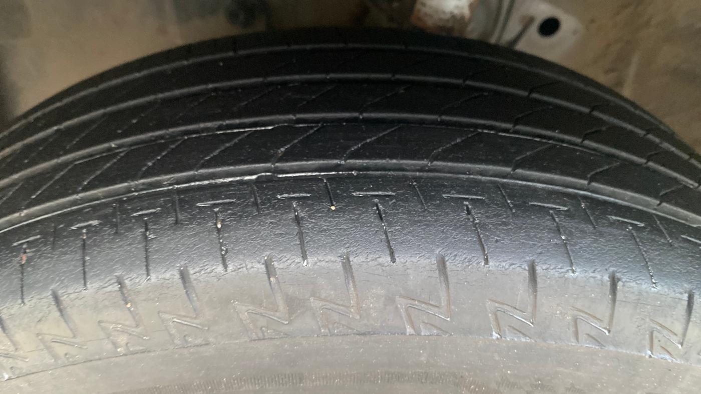 2019 Honda Amaze 1.2L I-VTEC S, Petrol, Manual, 86,131 km, Left Front Tyre Tread