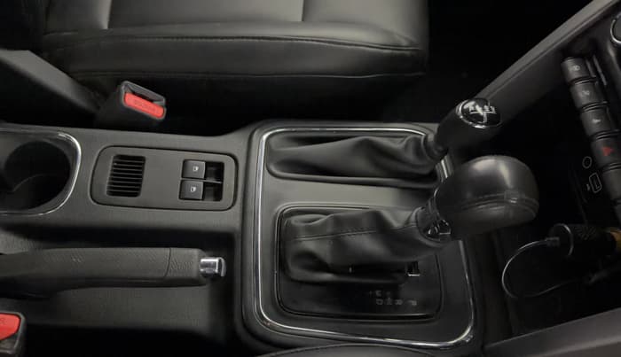 2022 Mahindra Thar LX PETROL HT 4WD AT, Petrol, Automatic, 36,737 km, Gear Lever