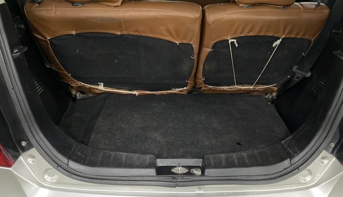 2017 Maruti Wagon R 1.0 VXI AMT, Petrol, Automatic, 47,347 km, Boot Inside