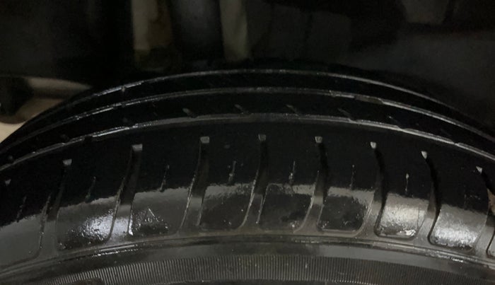 2021 Maruti Swift VXI AMT, Petrol, Automatic, 34,381 km, Right Rear Tyre Tread