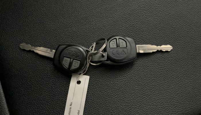 2021 Maruti Swift VXI AMT, Petrol, Automatic, 34,381 km, Key Close Up