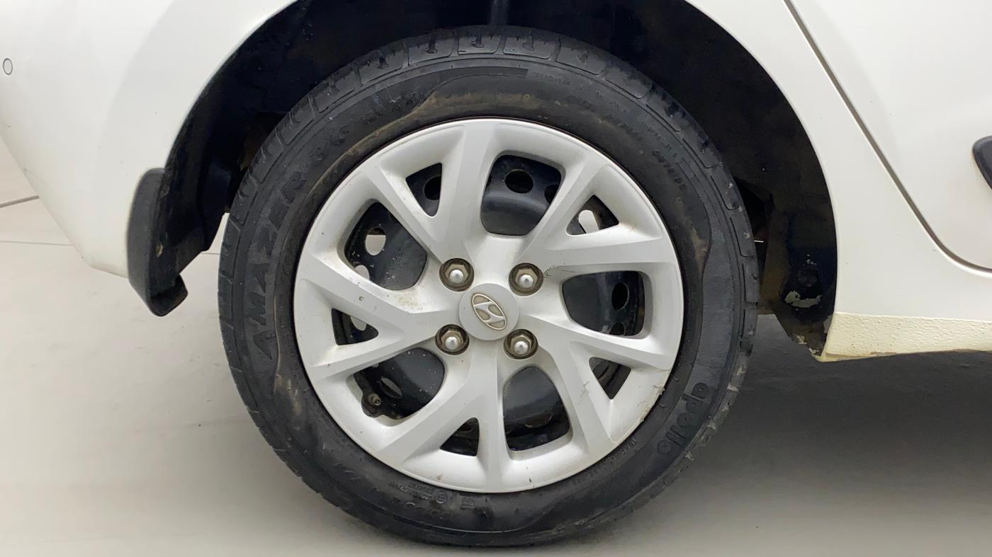 2019 Hyundai Grand i10 SPORTZ 1.2 KAPPA VTVT, Petrol, Manual, 30,515 km, Right Rear Wheel
