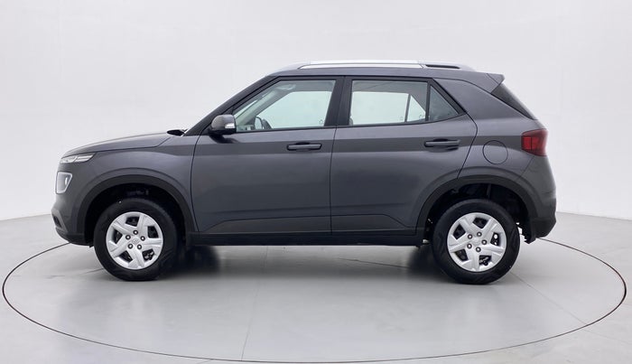 2021 Hyundai VENUE S Plus MT 1.2 Kappa, Petrol, Manual, 10,004 km, Left Side