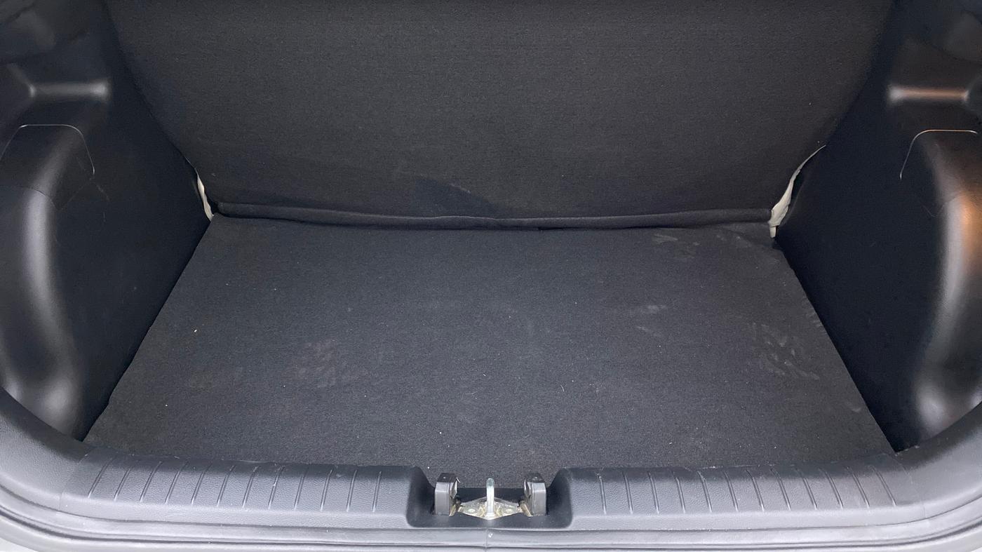 2021 Hyundai VENUE S Plus MT 1.2 Kappa, Petrol, Manual, 10,004 km, Boot Inside