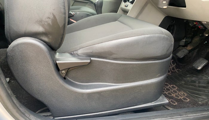 2019 Tata Tiago XT PETROL, Petrol, Manual, 50,828 km, Driver Side Adjustment Panel