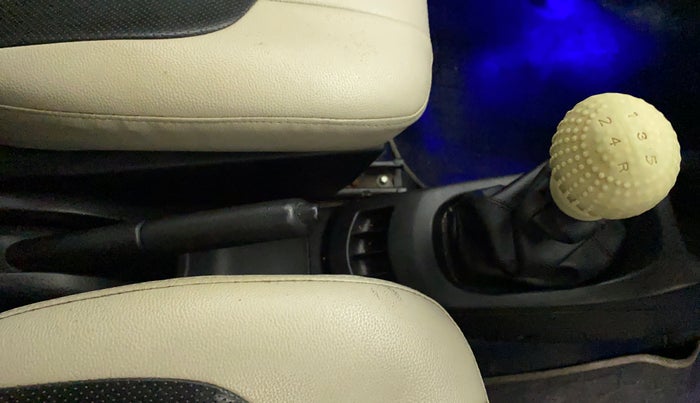 2014 Maruti Wagon R 1.0 LXI CNG, CNG, Manual, 1,12,063 km, Gear Lever