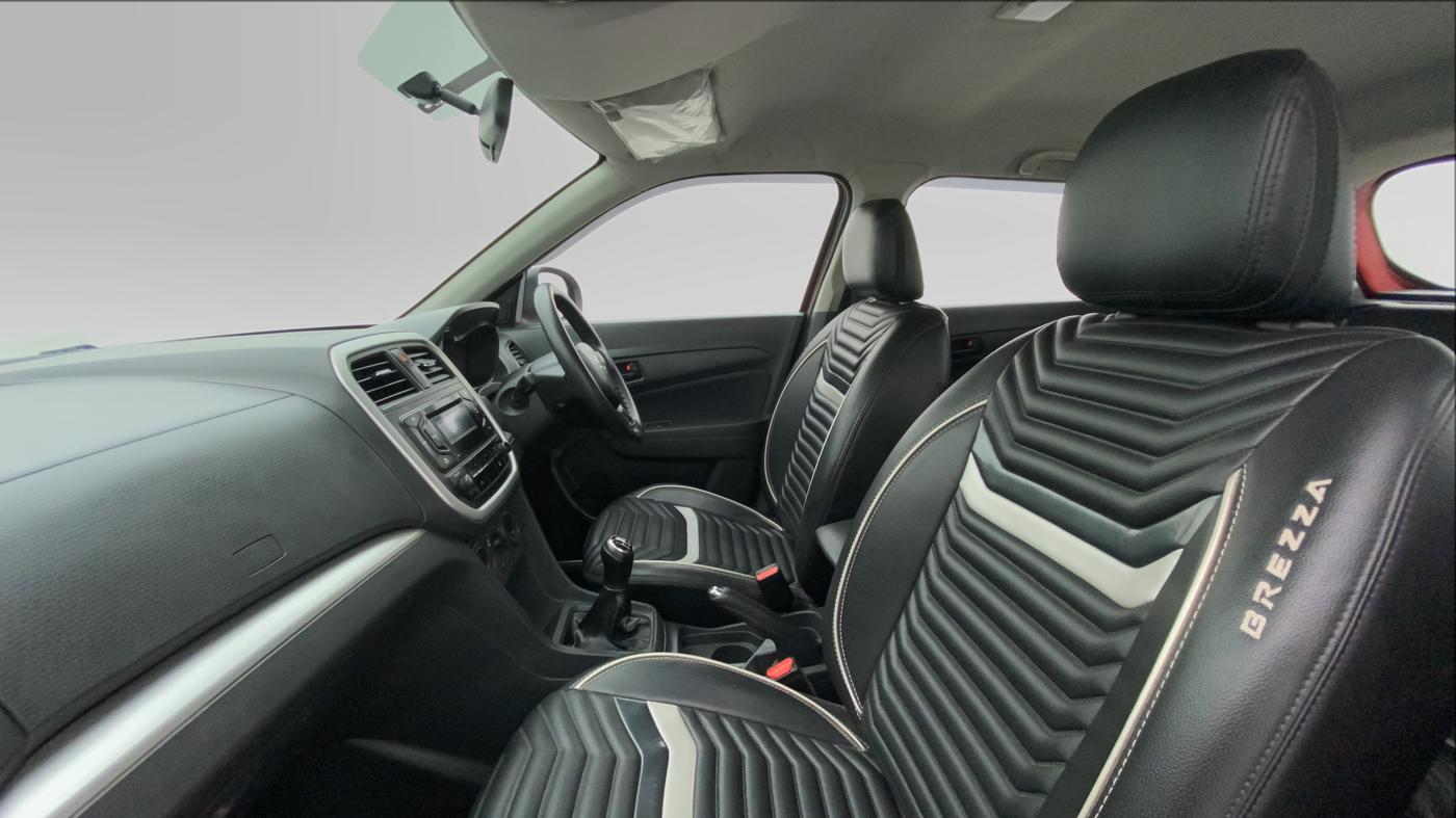 2018 Maruti Vitara Brezza VDI, Diesel, Manual, 21,565 km, Right Side Front Door Cabin