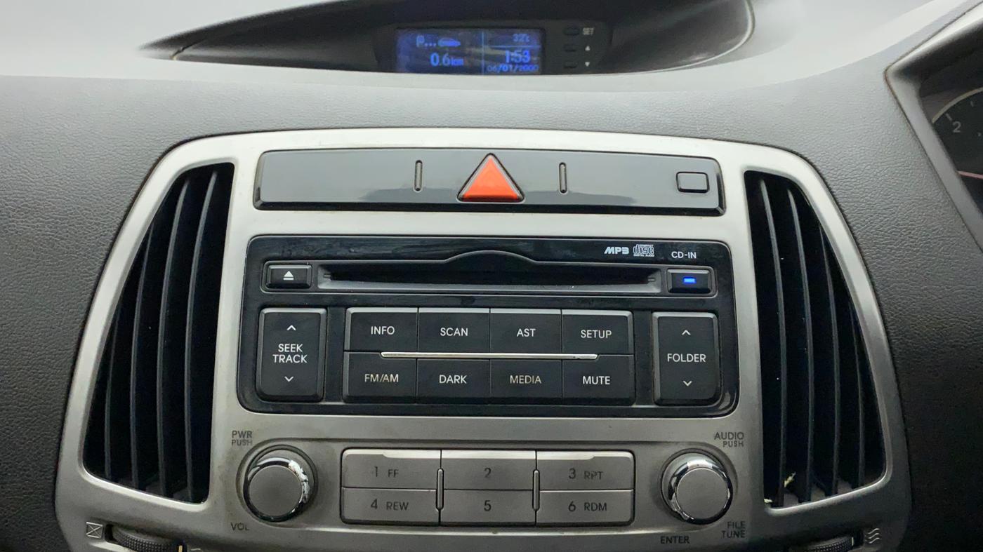 2013 Hyundai i20 MAGNA 1.4 CRDI, Diesel, Manual, 1,05,286 km, Infotainment System
