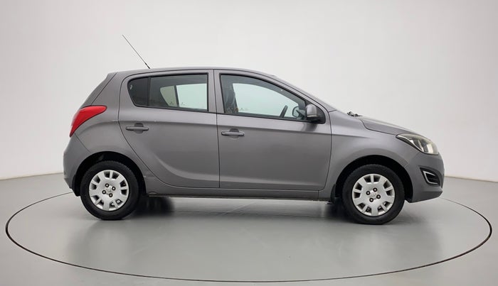 2013 Hyundai i20 MAGNA 1.4 CRDI, Diesel, Manual, 1,05,286 km, Right Side View